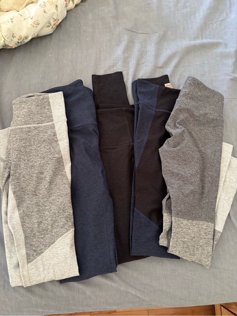 Outdoor Voices leggings- 5 pairs
